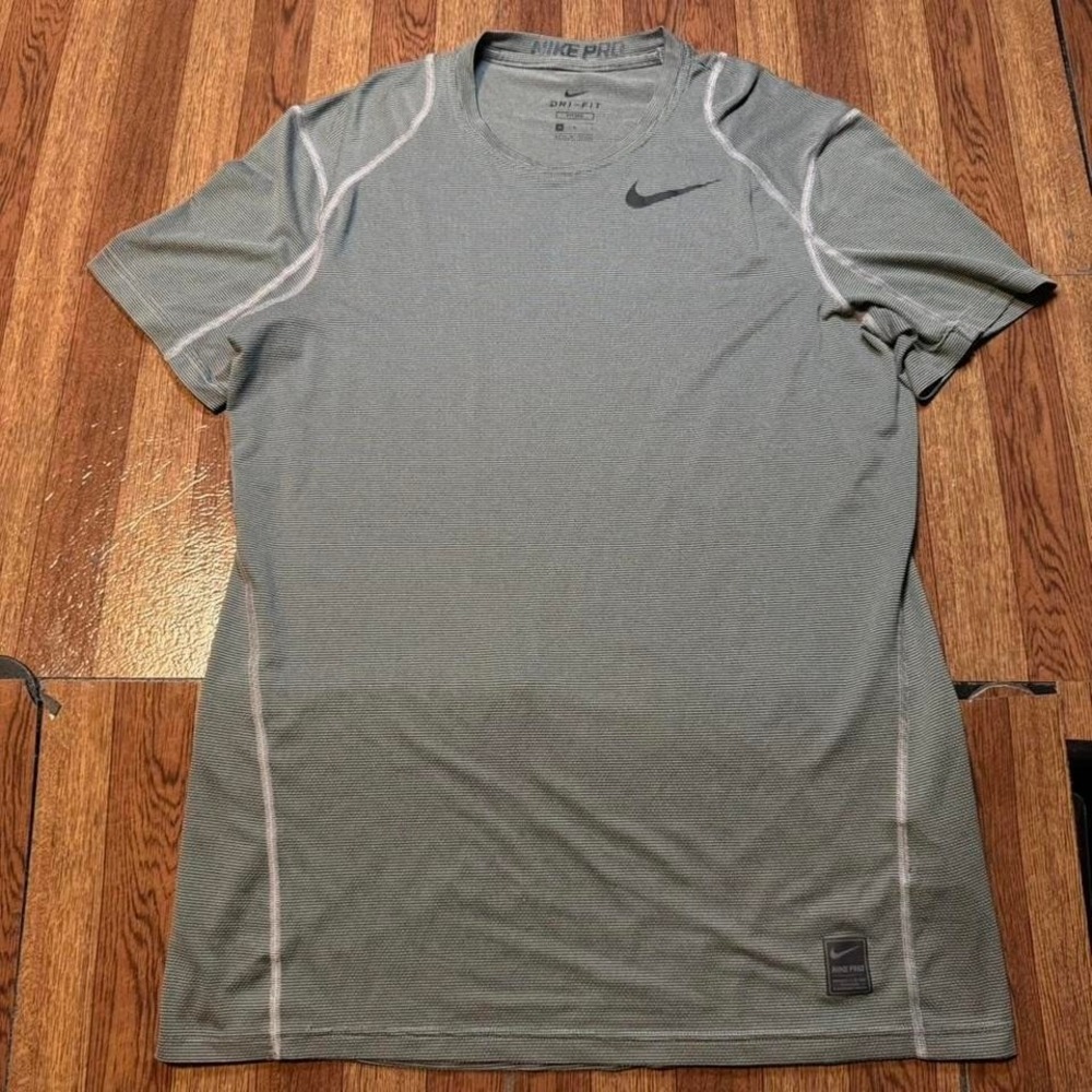 Nike Grey Dri-Fit Retro Tech Sportswear Fitted Train‎ Shirt Medium